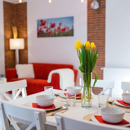 Sara-Lux Apartman Nyarliget Buitenkant foto