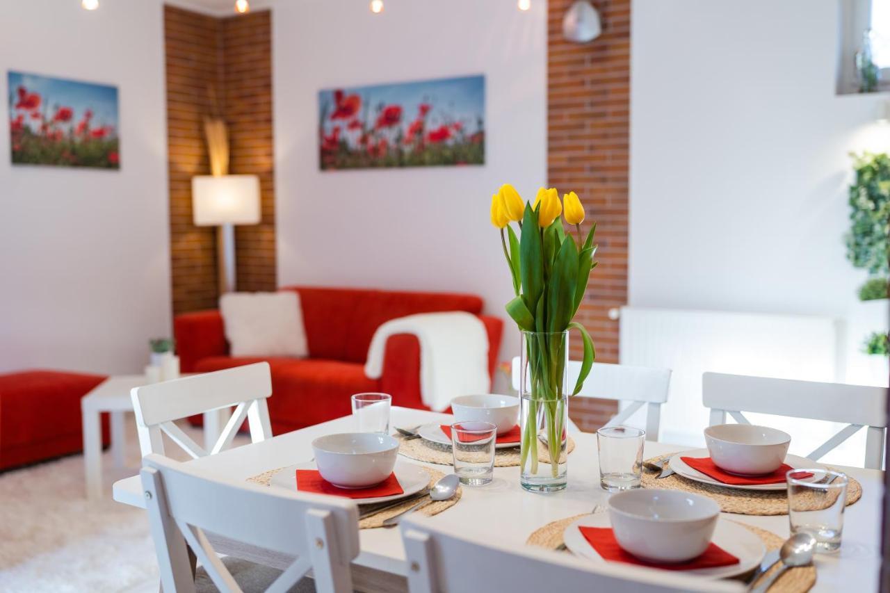 Sara-Lux Apartman Nyarliget Buitenkant foto