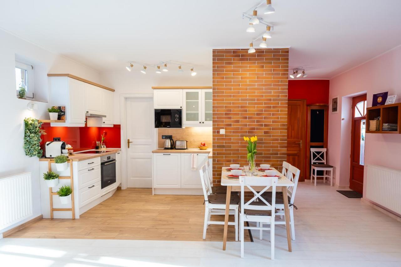 Sara-Lux Apartman Nyarliget Buitenkant foto