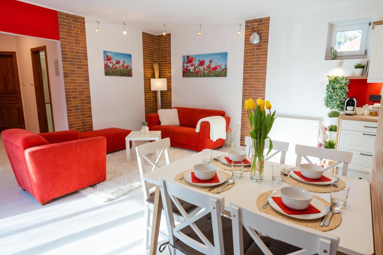 Sara-Lux Apartman Nyarliget Buitenkant foto